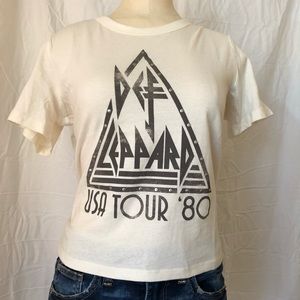 NWT American Eagle Def Leppard Band Tour Tee
